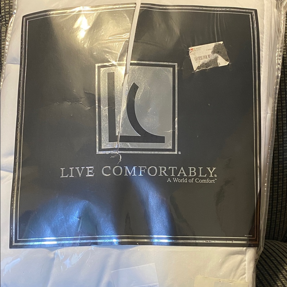 Plush White Comforter